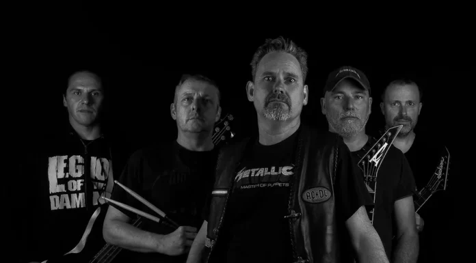 Hardrock und Metalband „DIRTBAG“ wieder im „Lago Beach“ in Zülpich