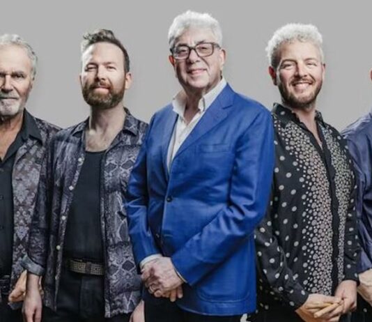 Die weltberühmten Art-Pop-Giganten 10cc stürmen das Bonner Brückenforum!